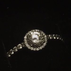 Classic Elegance Pandora ring